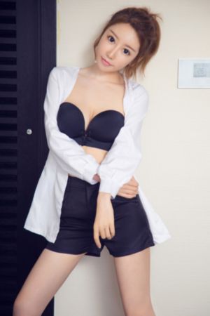 午夜裸体性播放