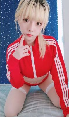 《高压监狱》完整版