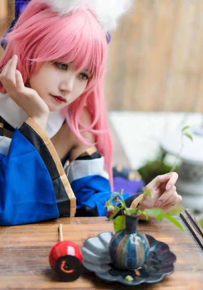 热思思
