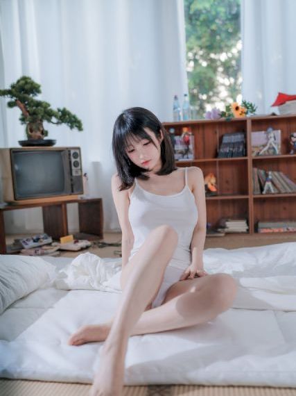吃奶舔下面视频