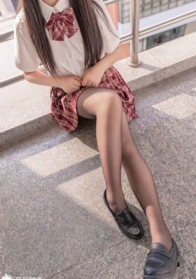 美女露出让男生揉的小说