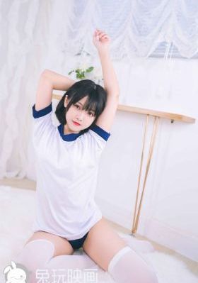 小镇春色