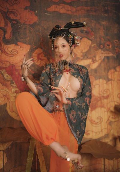 在异世界迷宫里开后官