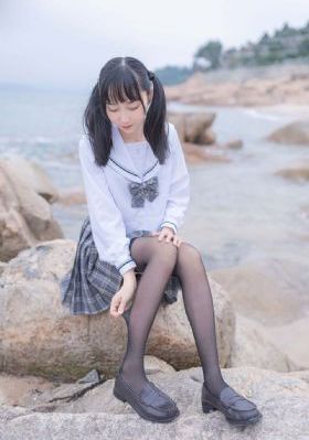 森林中的熊先生冬眠中动漫未增减
